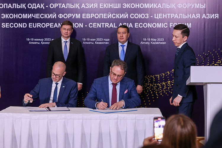 Orta Asya ülkeleri arasında ekonomik işbirliği