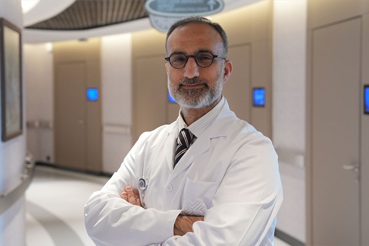 Robotik cerrahi, uyku apnesinin tedavisinde kolaylık sağlıyor