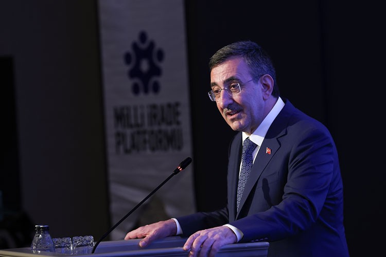 "İhracatta 274 milyar dolara ulaşan bir Türkiye var"