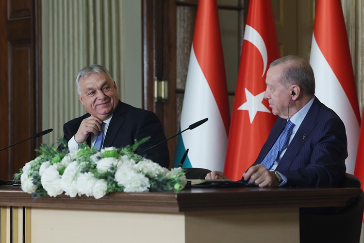 Türkiye ile Macaristan arasında 16 anlaşma imzalandı