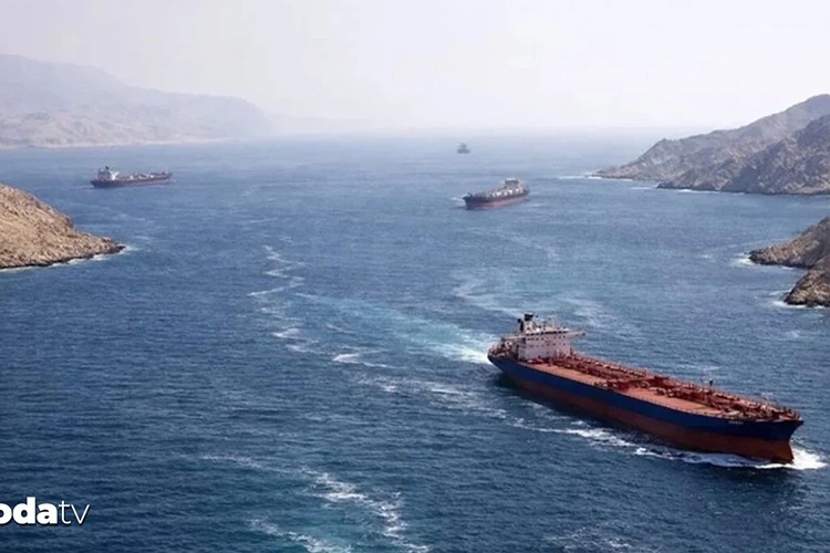 Petrolün yüzde 70'i stratejik boğazlardan taşınıyor