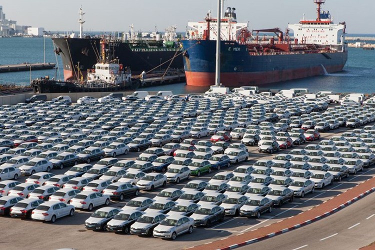 Sakarya'dan 10 ayda 170 bin 422 araç ihraç edildi