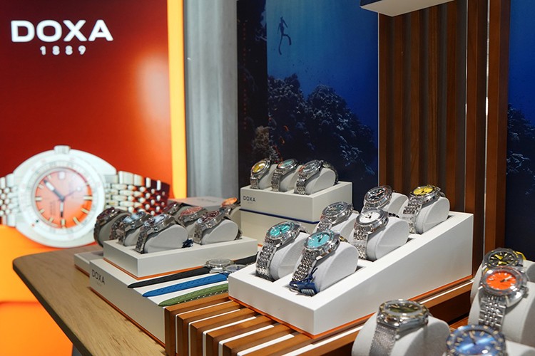 DOXA artık Konyalı Saat güvencesi ile Türkiye'de