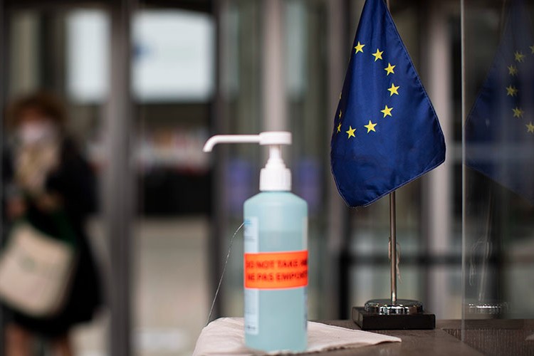 1.8 trilyonluk zirve