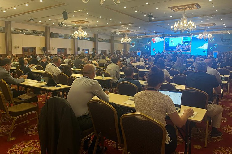 53 ülkeden yüzlerce doktor buluştu