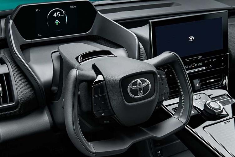 Toyota 2021 mali yıl satış gelirleri hedefini güncelledi