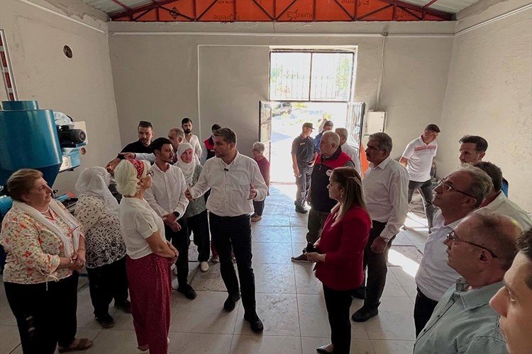 Yangında zarar gören kadın kooperatifine destek