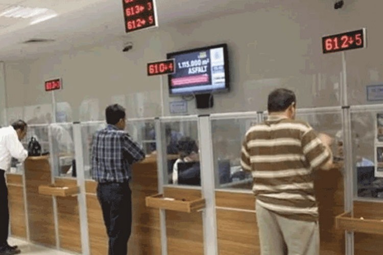 Bankacılık sektörünün mevduatı azaldı