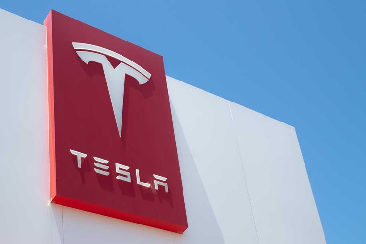 Tesla'nın karı üçüncü çeyrekte yüzde 44 azaldı