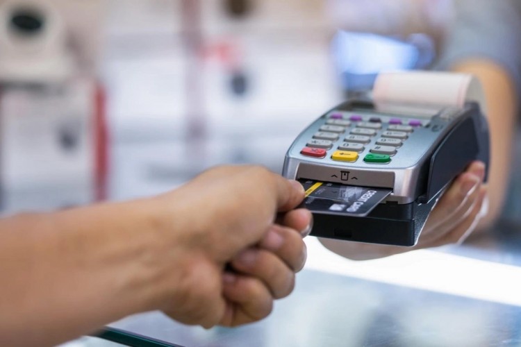 Bireysel kredi kartı borçlanmaları yüzde 153 arttı