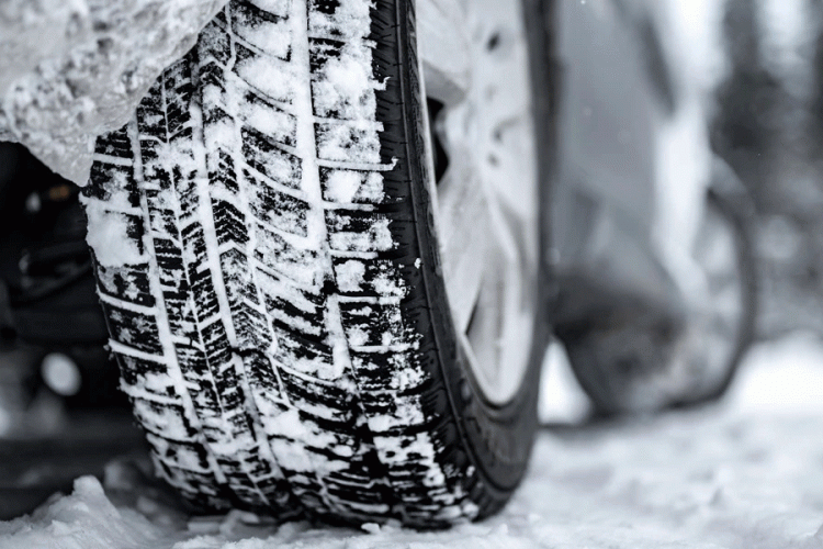 Zorunlu kış lastiği uygulaması 5 aya çıkarıldı