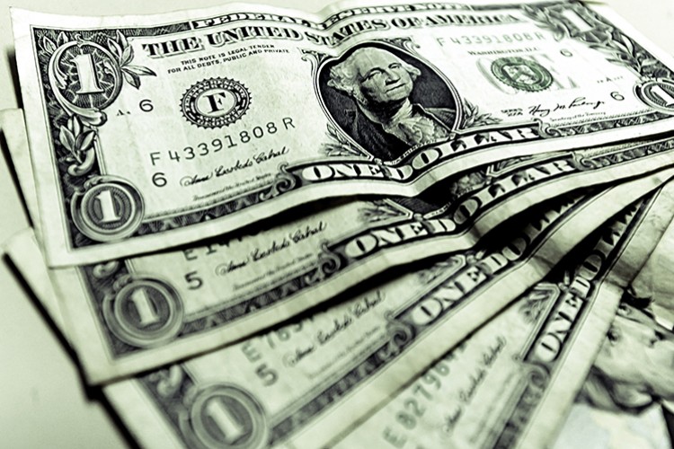 Reel getiri dolardan