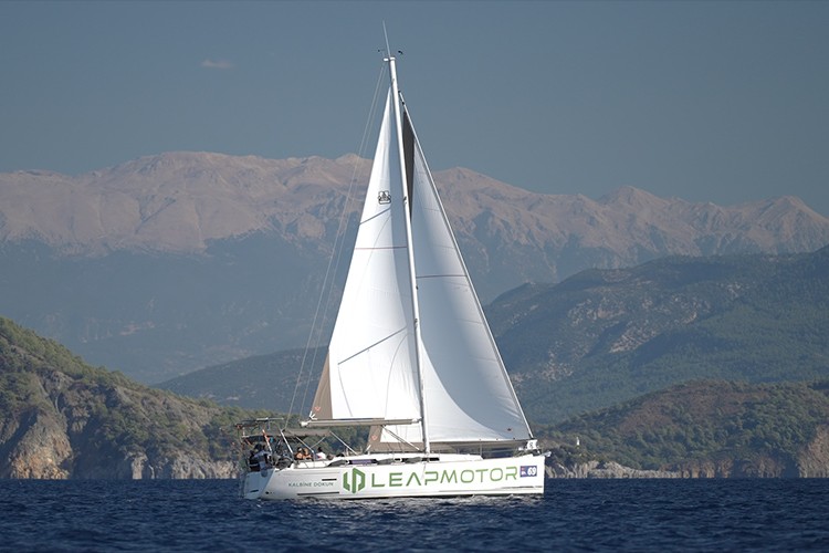 Ulu Motor Yollardaki İddiasını Denize Taşıdı