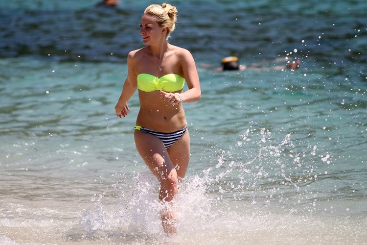 1 ayda 1 milyon turist