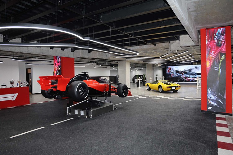 Yeni Showroom'u ile Fark Yaratacak