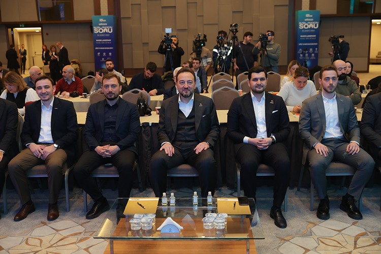 "Yatırımlar 14 Mayıs sonrasını bekliyor"