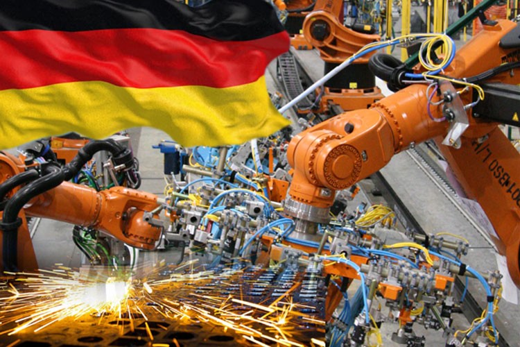 Alman sanayisi küçülmeye devam ediyor