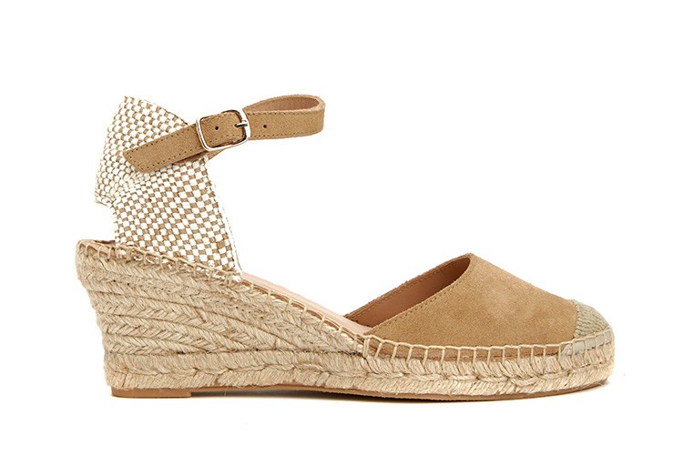 Divarese İlkbahar/Yaz '25 Koleksiyonu ile Stil ve Konfor