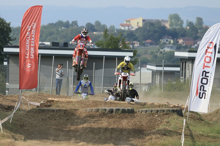 Enduro Şampiyonası'nın 3. ayağı, Kartepe'de yapıldı