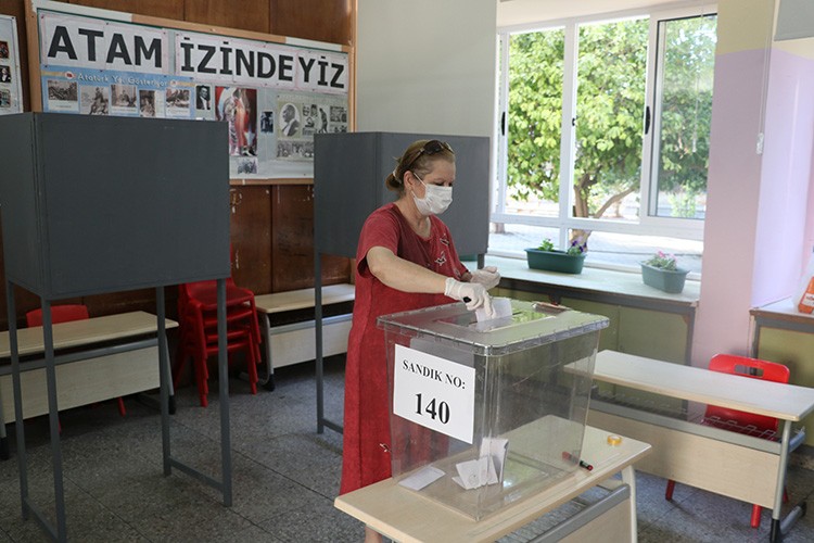 KKTC Cumhurbaşkanını seçiyor