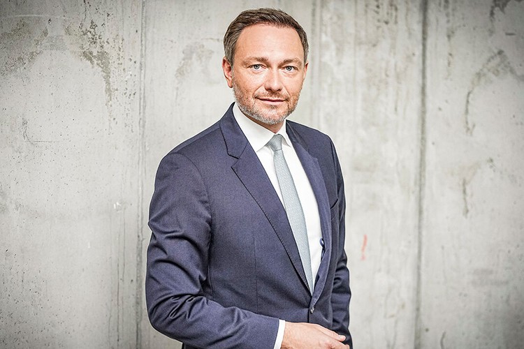 Almanya yüzde 15 vergiyi hemen uygulayacak