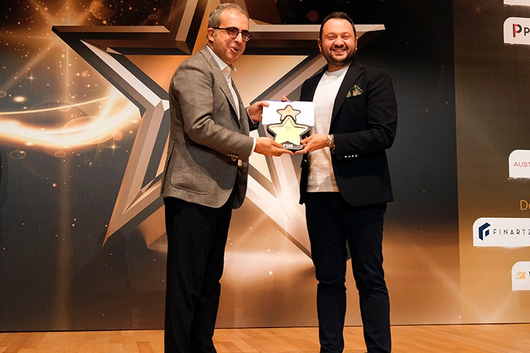 Figopara yılı altın ödülle tamamlıyor