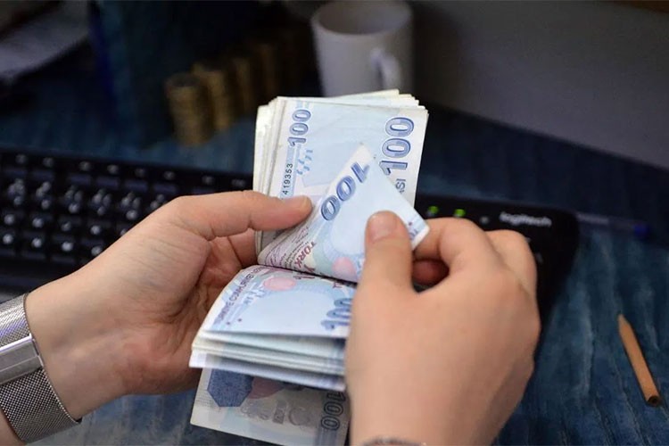 En düşük emekli aylığı 14 bin 469 liraya yükseltildi