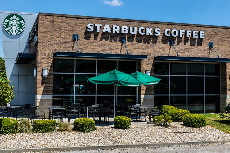 Starbucks'ın piyasa değeri 12 milyar dolardan fazla azaldı