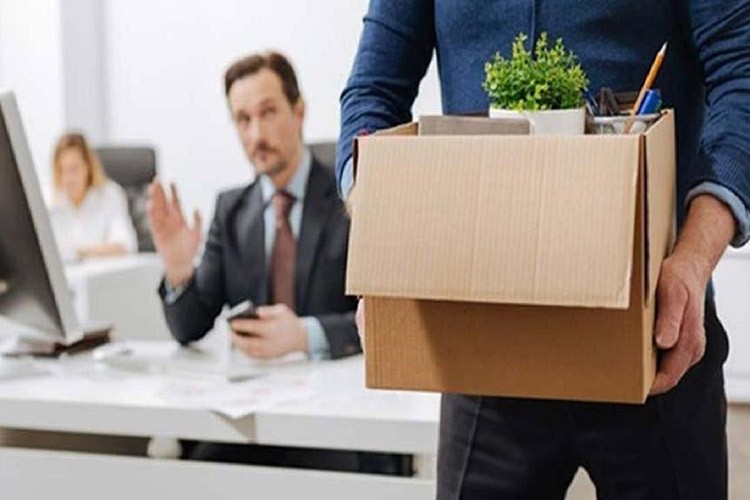 Ekonomideki karamsarlık işten çıkarmalara neden oldu