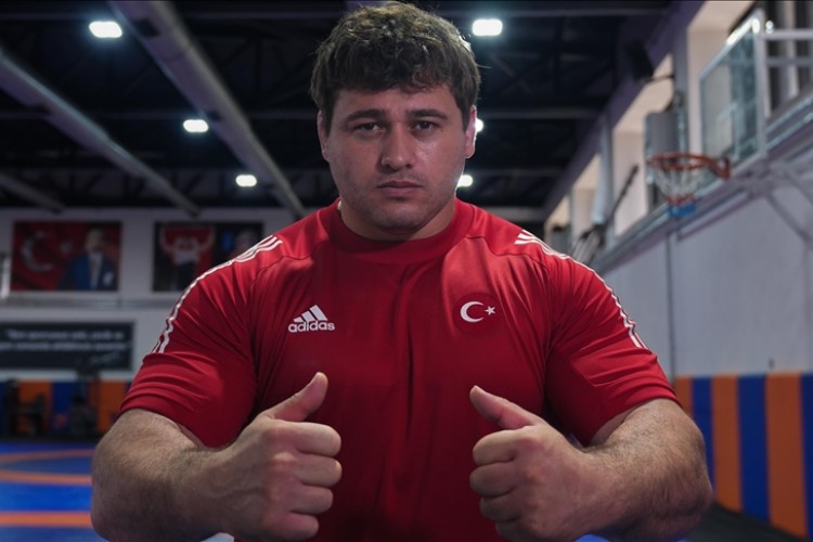 Rıza Kayaalp olimpiyat serüvenini altın madalyayla sonlandırmak istiyor