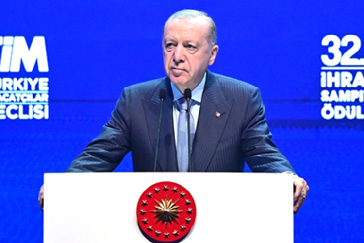 "Elde ettiğimiz hiçbir başarı bize altın tepside sunulmadı"