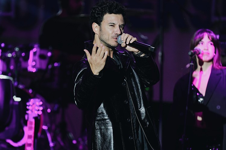 Buray yaz turnesine hızlı başladı