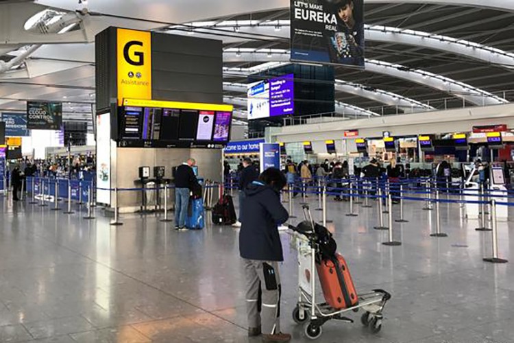 İngiltere, Türkiye'yi kırmızı listeden gene çıkarmadı