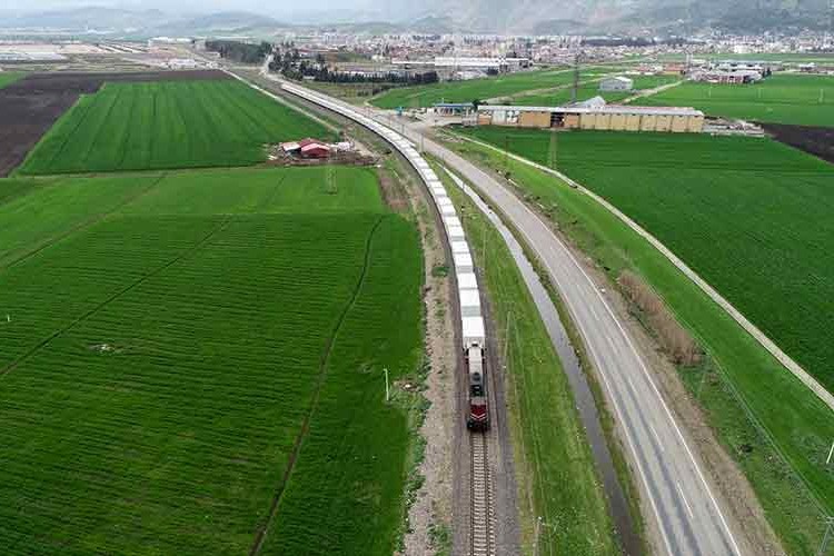 TCDD, deprem bölgesinin ihtiyaçlarını karşılıyor