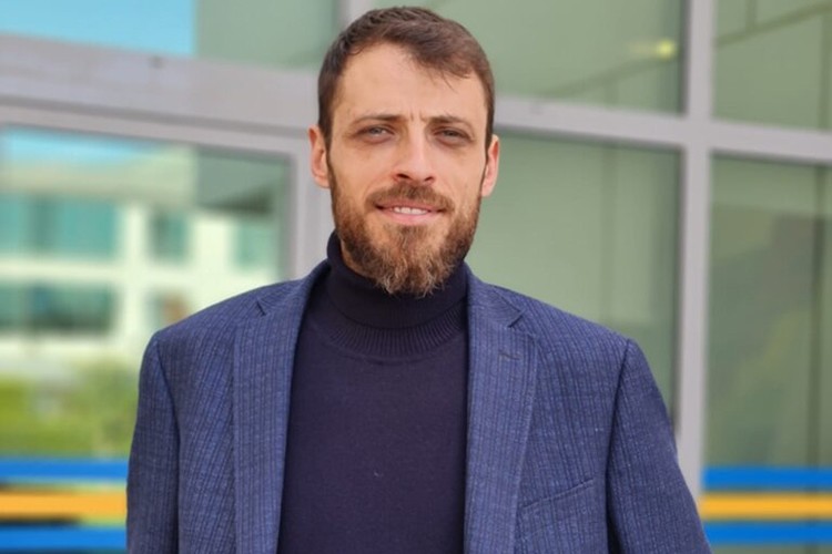 Faizsiz kredi modelini geliştirdi