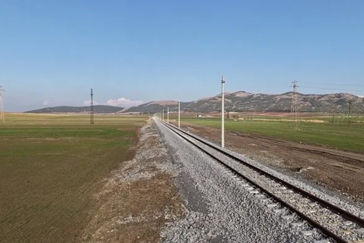 Malatya-Gölbaşı-Narlı-Nurdağı demir yolu hattı yarın açılıyor