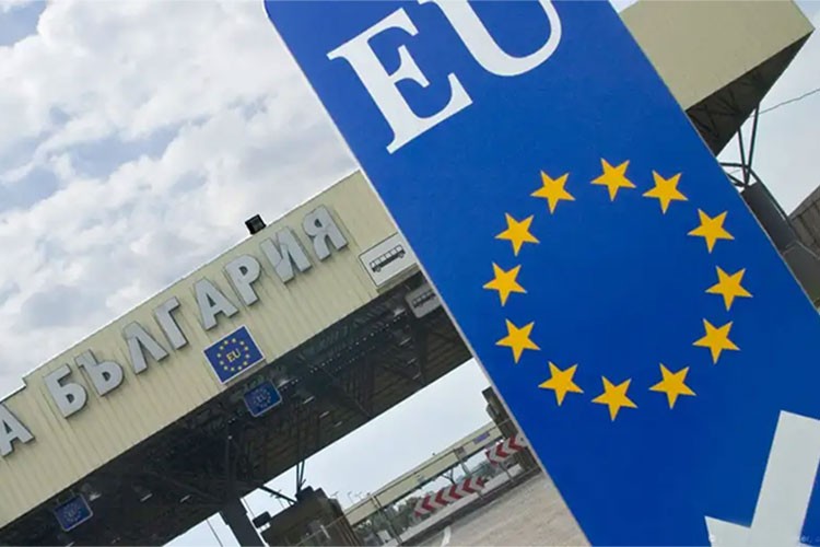 Bulgaristan ve Romanya Schengen'e tam üye oluyor