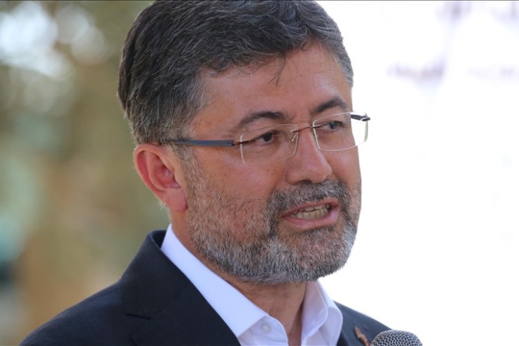 Bakan Yumaklı: "Ari işletme sayısını 2025 yılında 2 bin 500'e çıkarmayı hedefliyoruz"