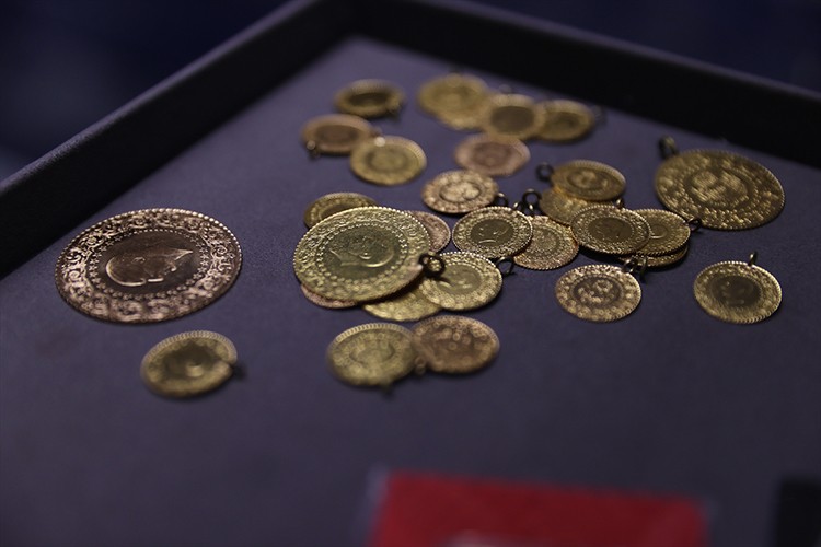Altının kilogramı 4 milyon 392 bin liraya geriledi