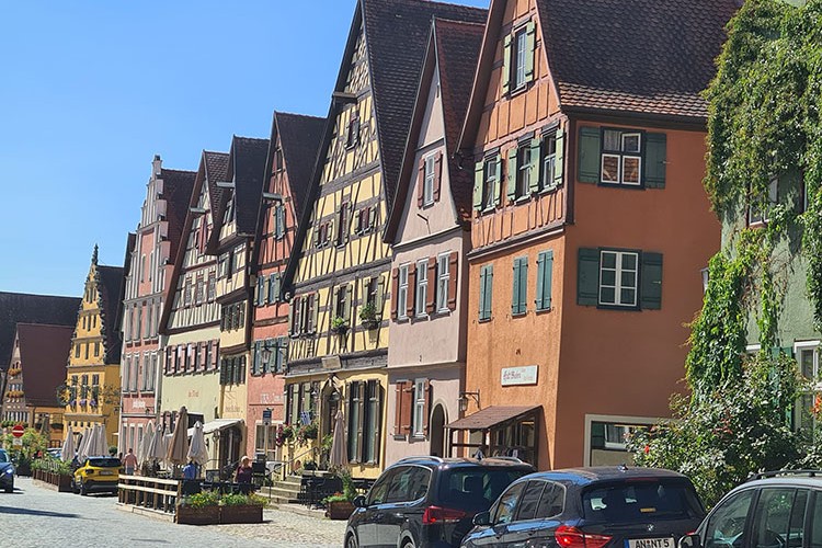 Leyleklerin kenti Dinkelsbühl...