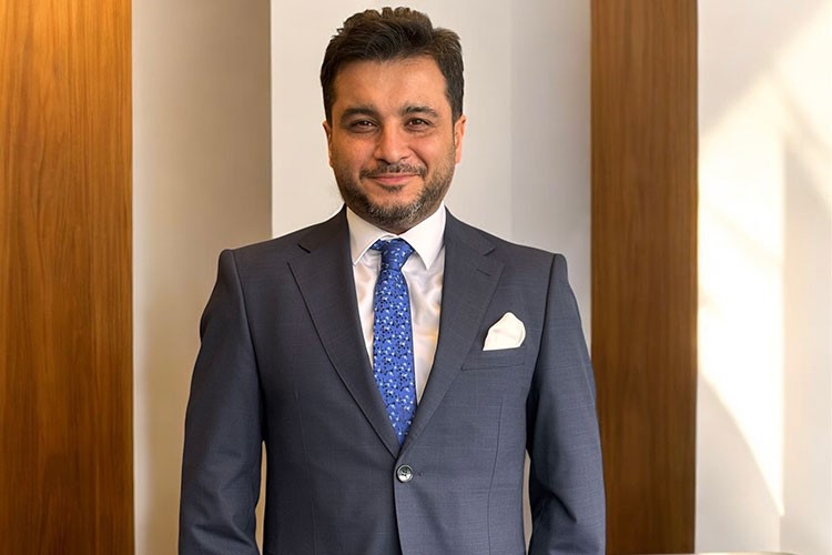 "Tünelin Ucundaki Işık mı, Yeni Bir Tünel mi?"