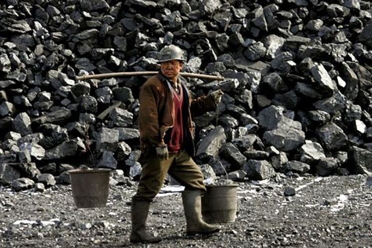 Çin'in fosil yakıt üretimi ve ithalatı 11 ayda arttı