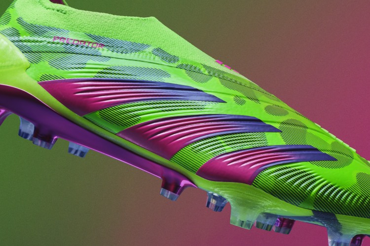 ADIDAS YENİ NESİL PREDATOR İKONLARI İÇİN TASARLANAN GENERATION PRED'I TANITIYOR