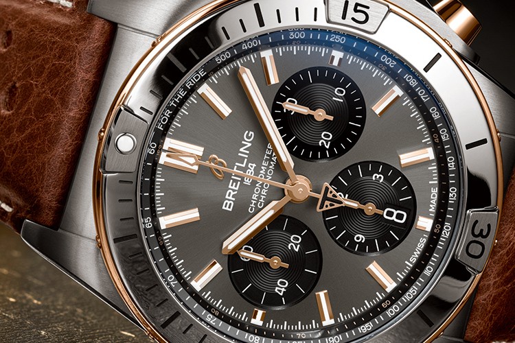 Breitling x Triumph Motorcycles: Hassas Mühendislik ve Stilin Birleşimi