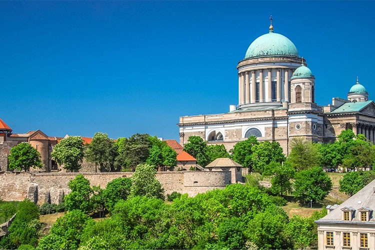 Estergon önemli bir sancak merkeziydi