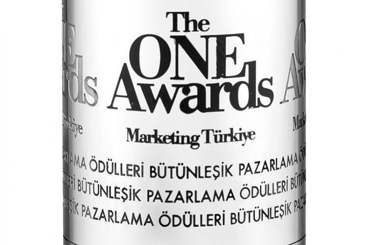 Yılın itibarlısı ödülü verildi