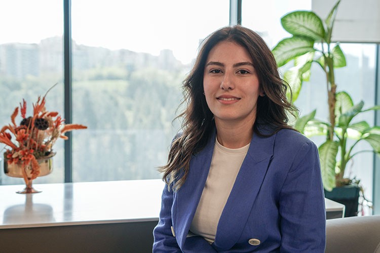 Yapay zekâya olumlu bakan hayata da olumlu bakıyor