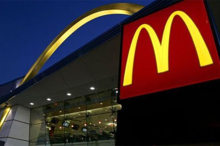 McDonald's'ın hisseleri sert düştü