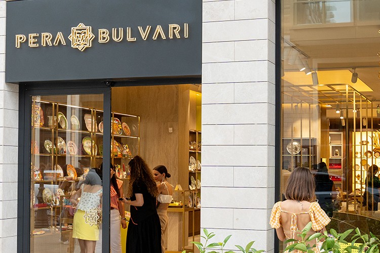 Ev dekorasyonunun yeni adresi Pera Bulvarı, ilk mağazasını Fişekhane 'de açtı