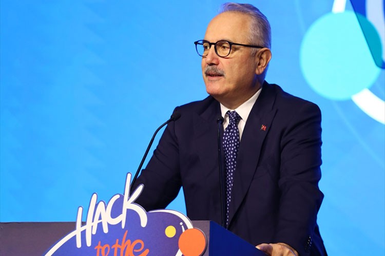 VakıfBank "Hack to the Future" hackathonunun kazananları belli oldu